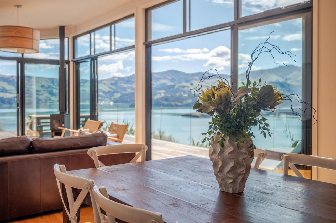 Million Dollar View - Takamatua Holiday Home Akaroa Eksteriør billede